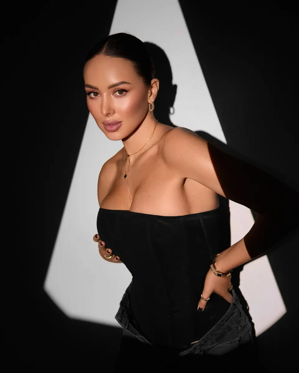 Chloe escort in Dubai