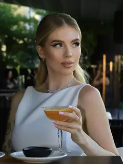 Eleanor escort in Dubai