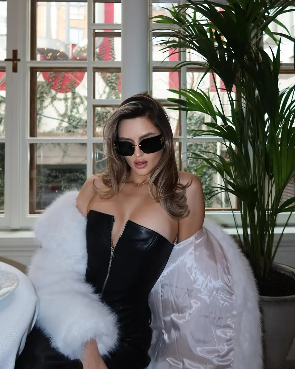 Ella escort in Dubai