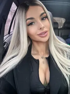 Felicity escort in Dubai