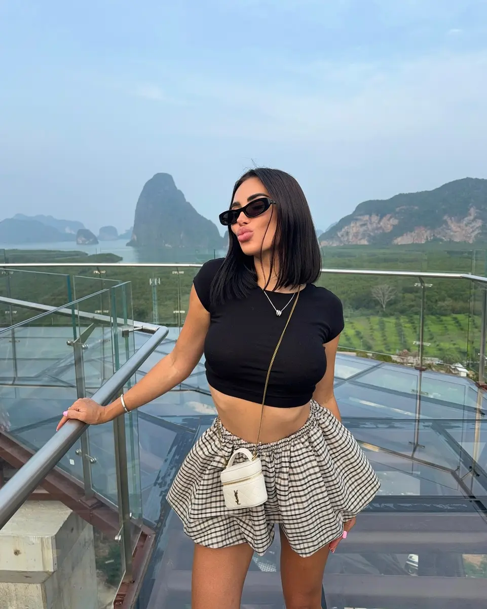 Gabriella escort in Dubai