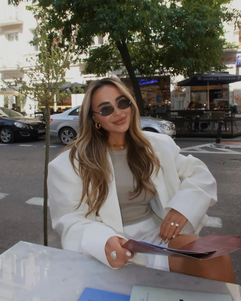 Iris escort in Dubai