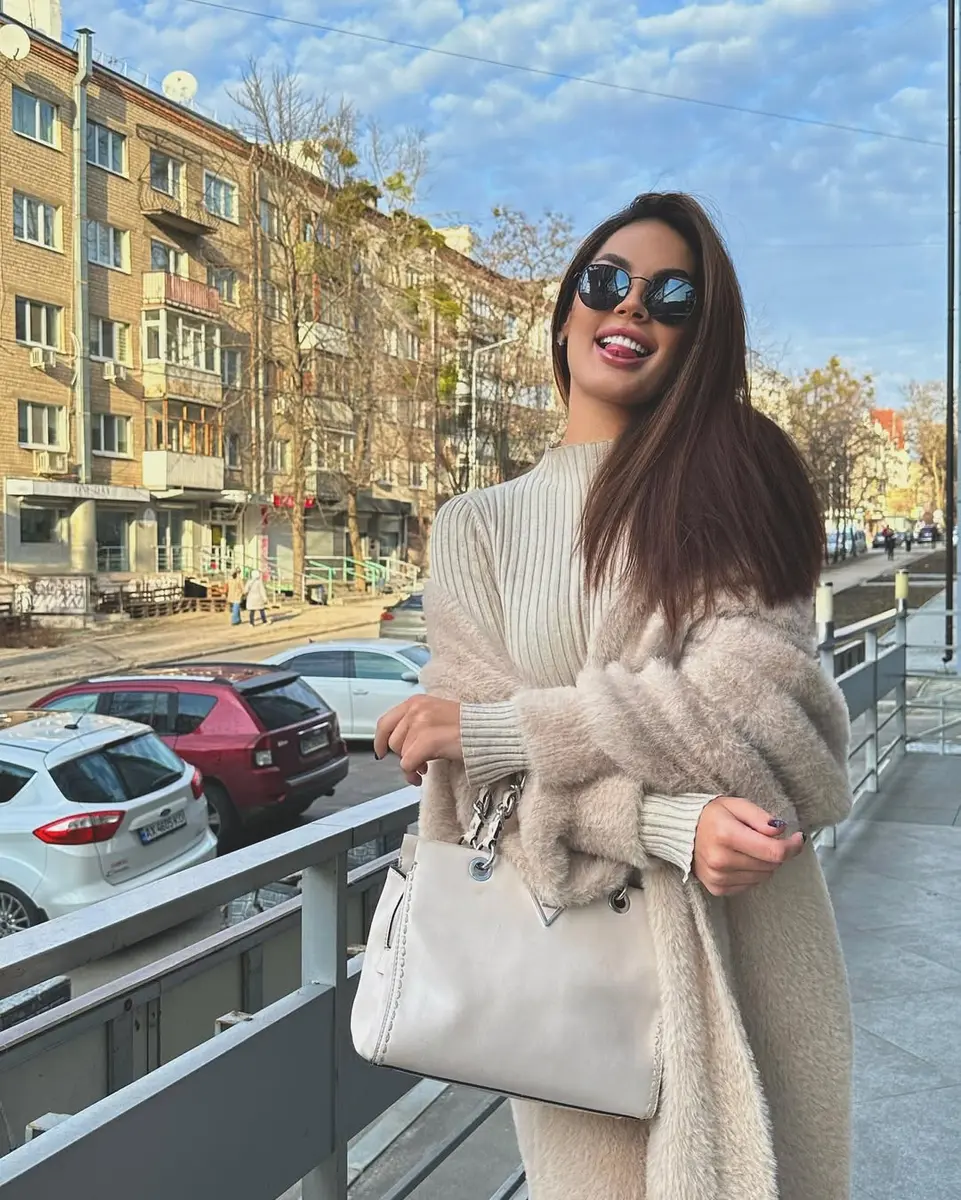 Lucia escort in Dubai