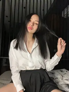 Luna Bell escort in Dubai