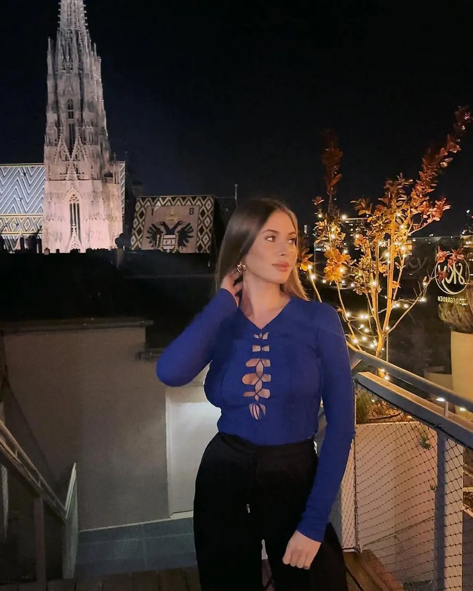 Marina escort in Dubai