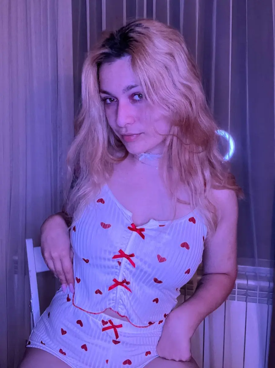 Mia Crystal escort in Dubai