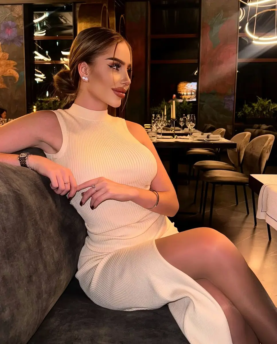 Rosalie escort in Dubai