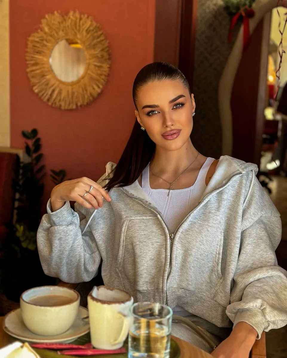 Zara escort in Dubai